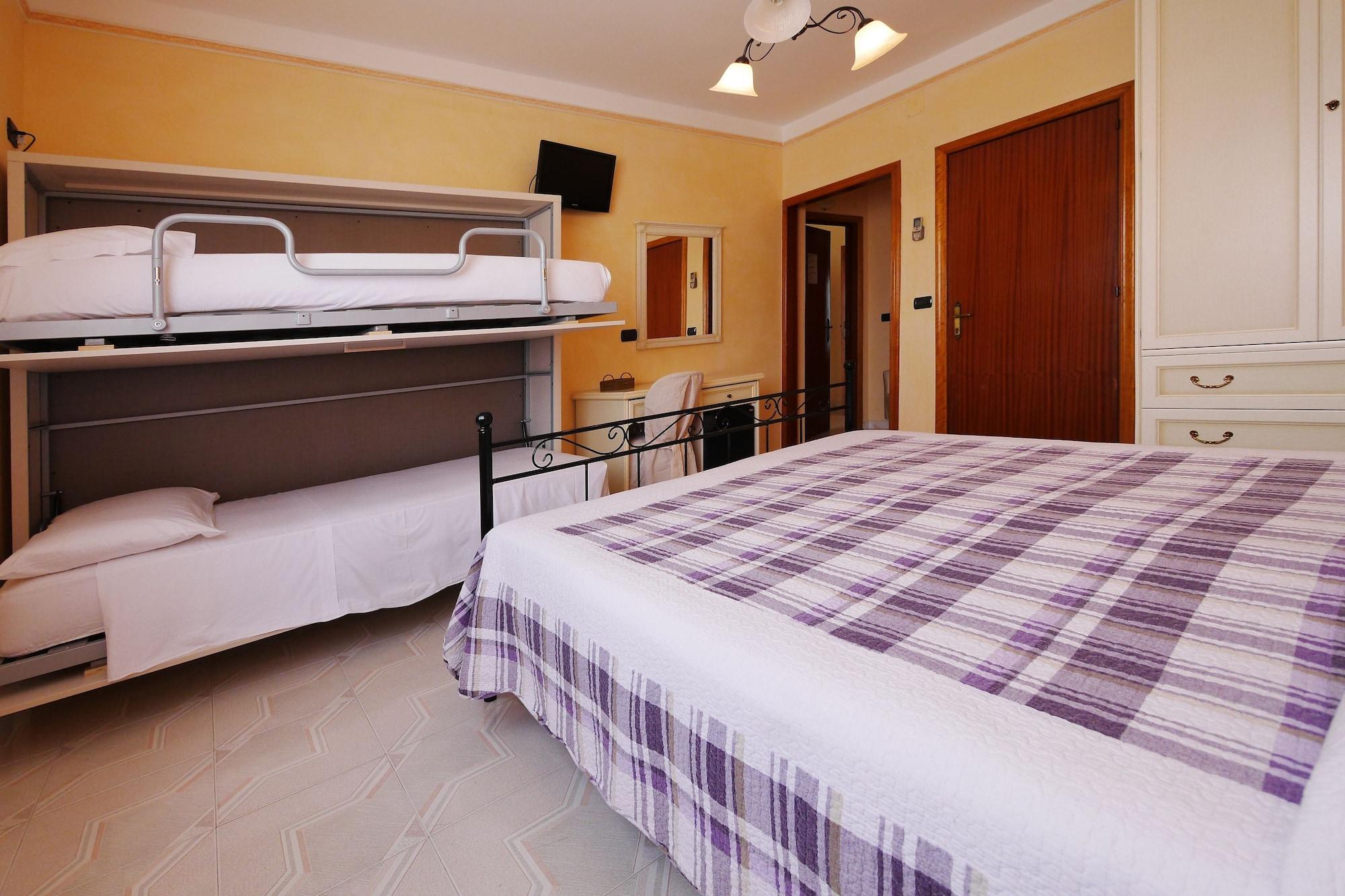 Hotel Mediterraneo Porto Cesareo Exterior foto
