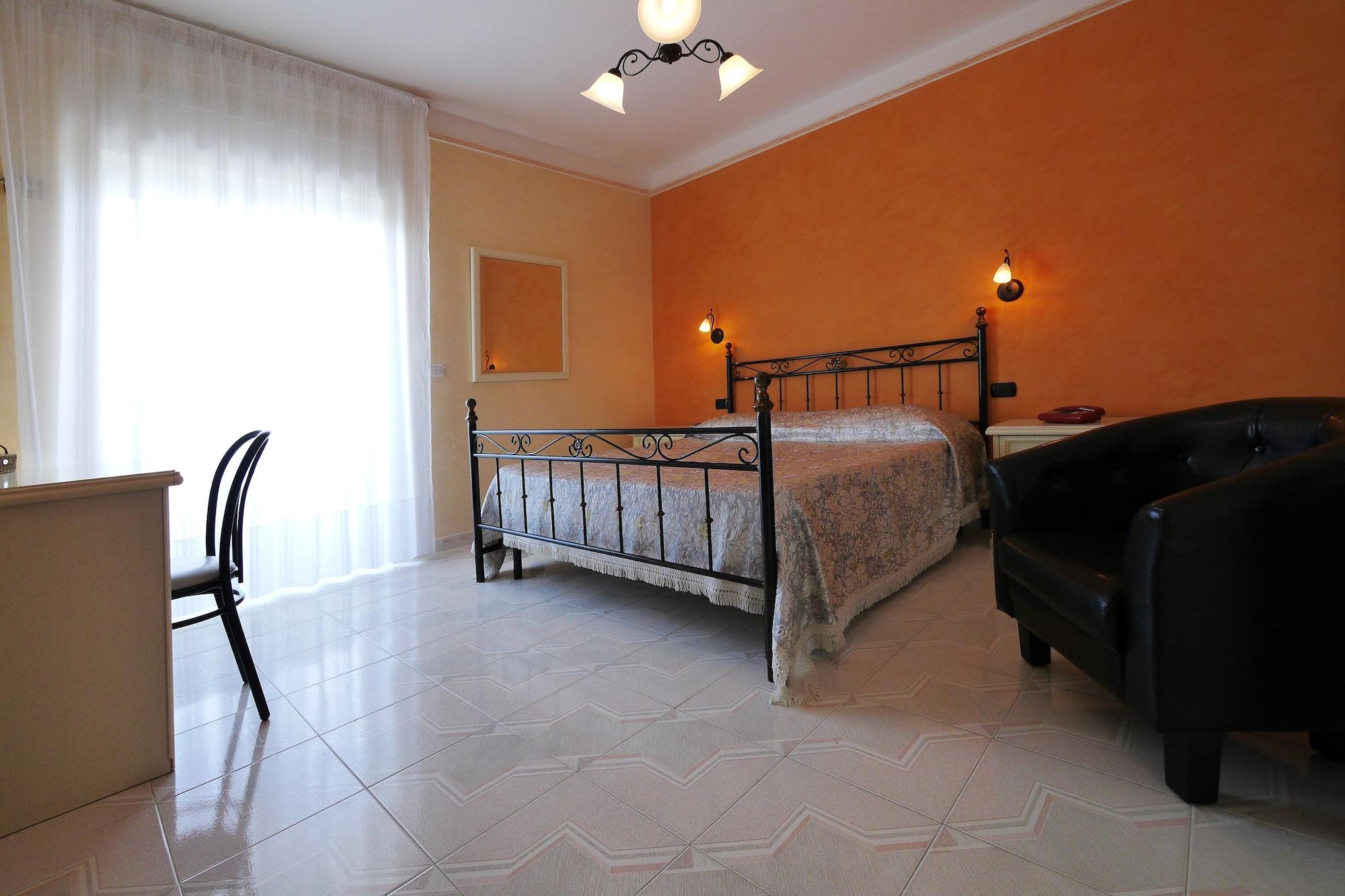 Hotel Mediterraneo Porto Cesareo Exterior foto