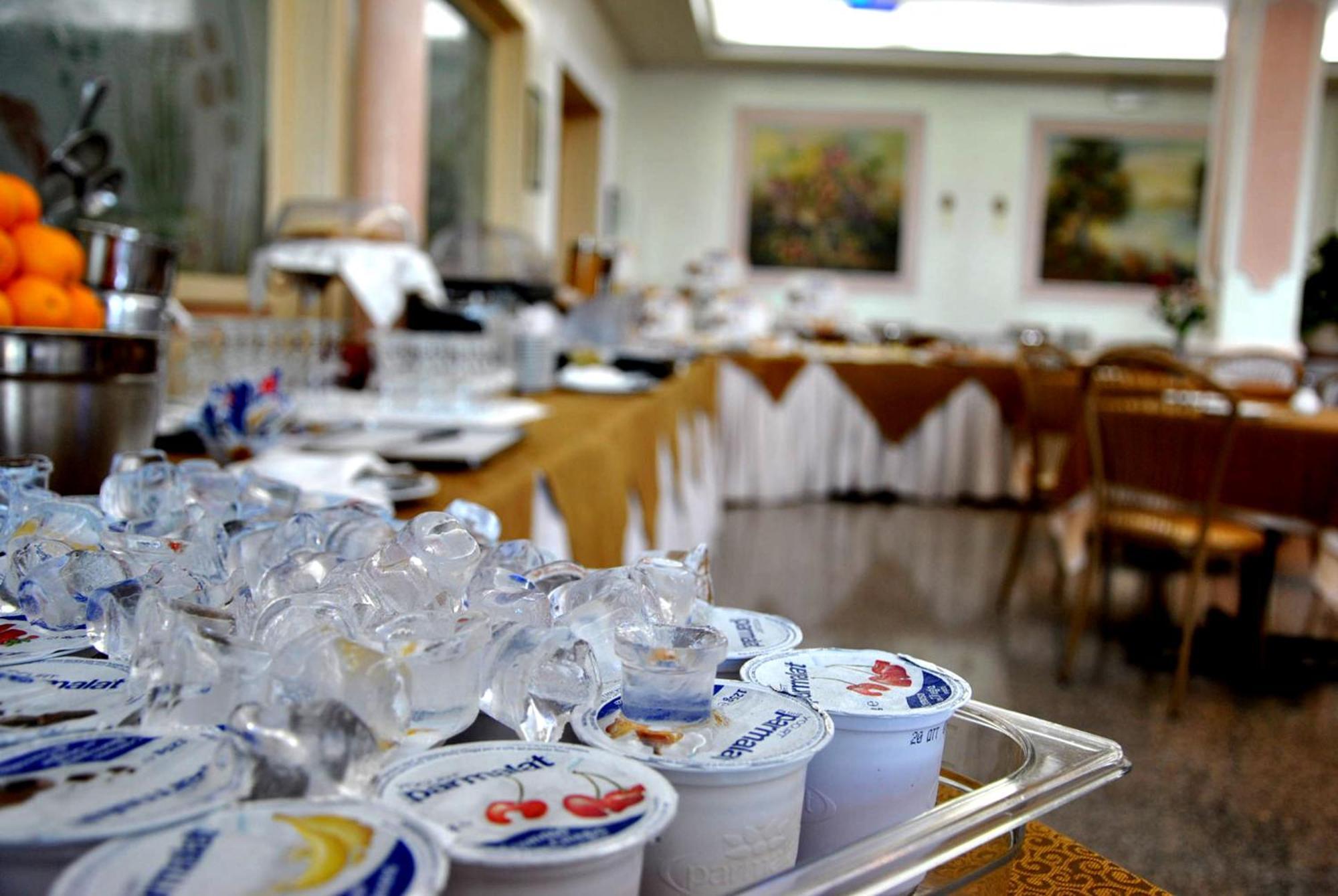 Hotel Mediterraneo Porto Cesareo Exterior foto