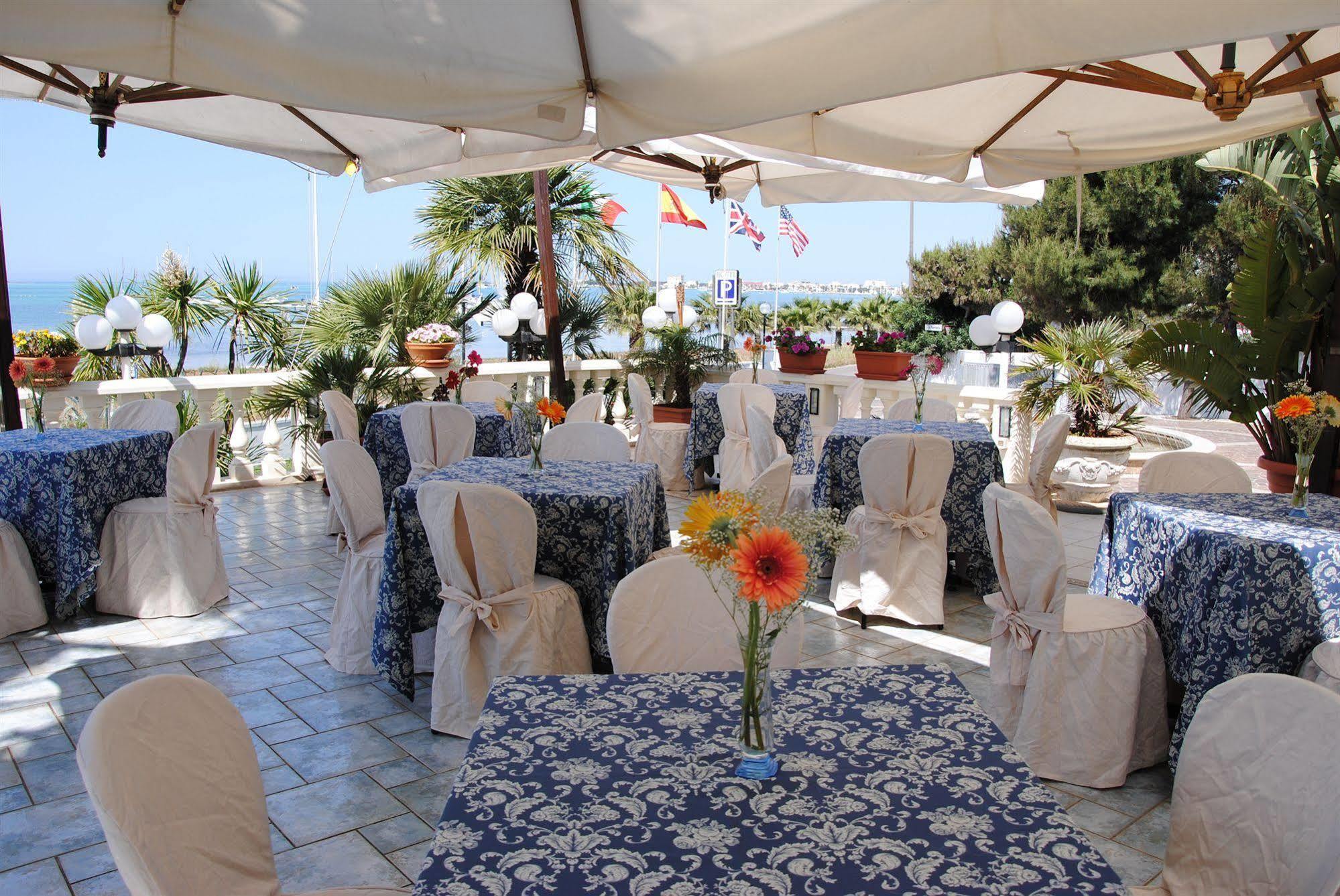 Hotel Mediterraneo Porto Cesareo Exterior foto
